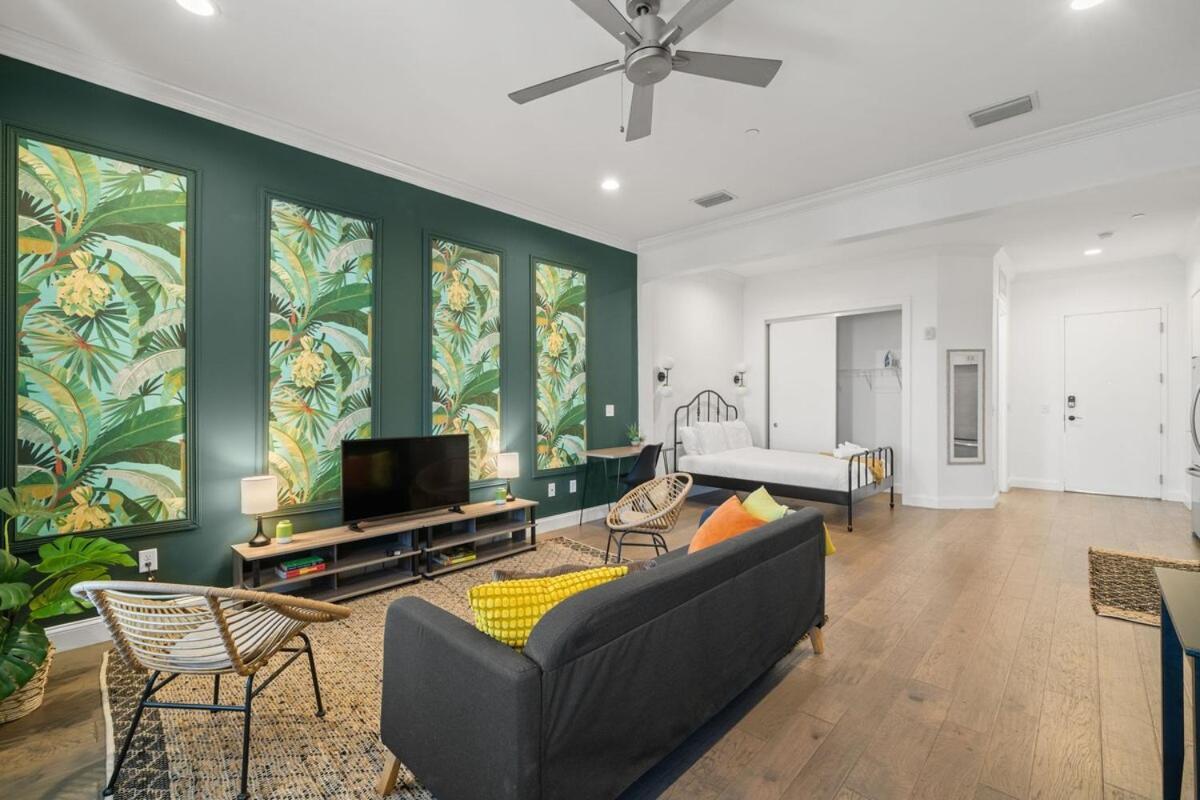 Appartement New! Sangria - Upscale Ybor Studio, Right On 7th Ave