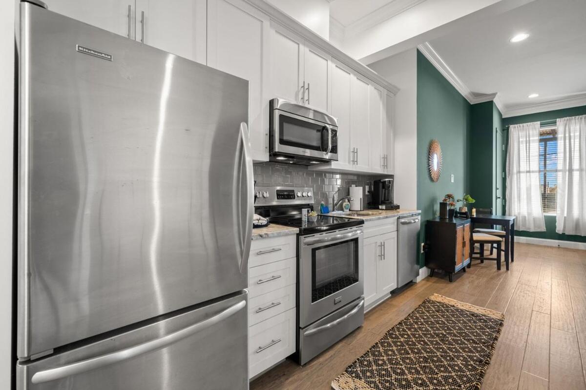New! Sangria - Upscale Ybor Studio, Right On 7th Ave Appartement