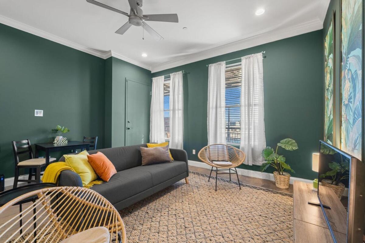 Appartement New! Sangria - Upscale Ybor Studio, Right On 7th Ave