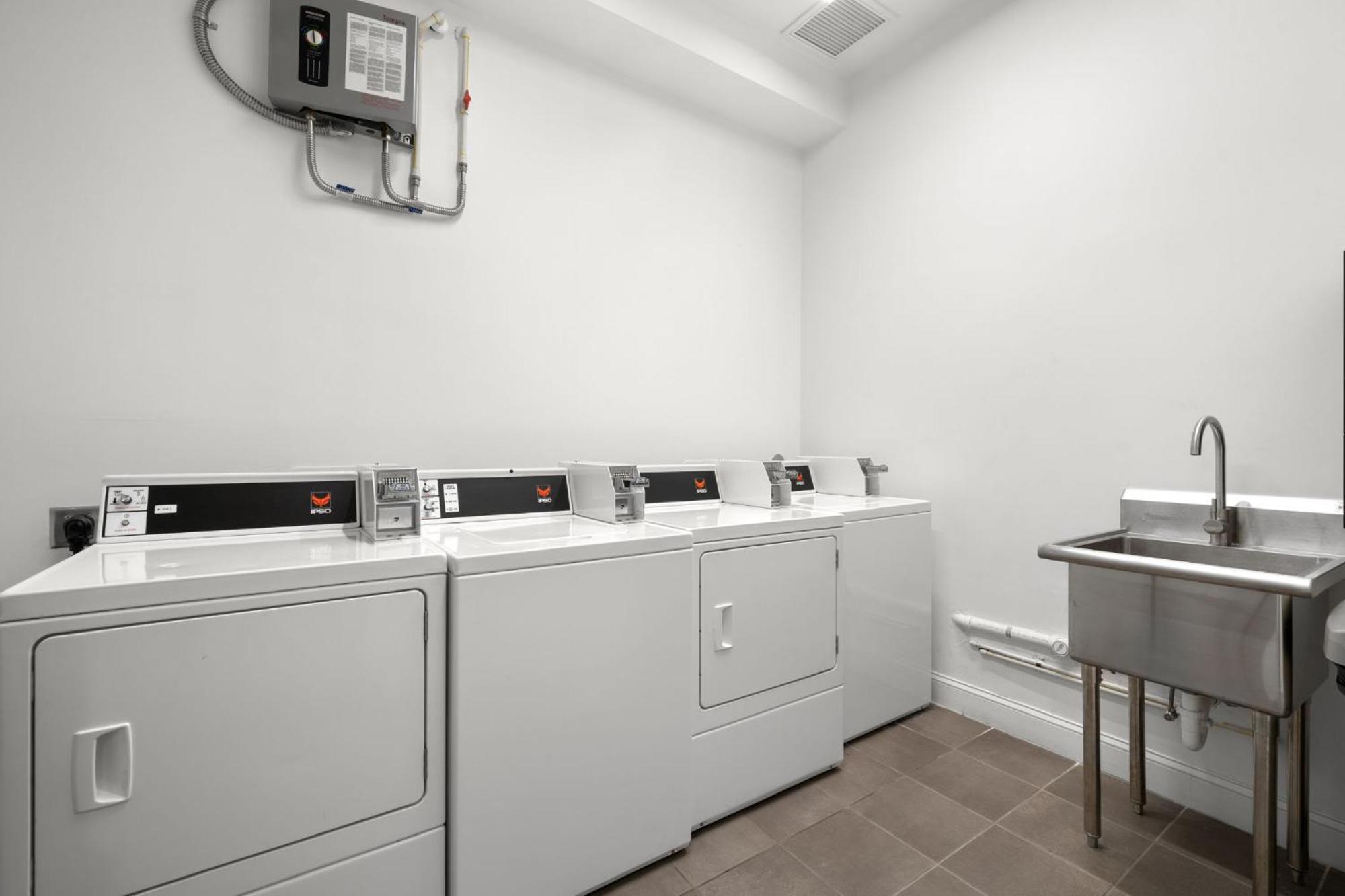 New! Sangria - Upscale Ybor Studio, Right On 7th Ave * Tampa